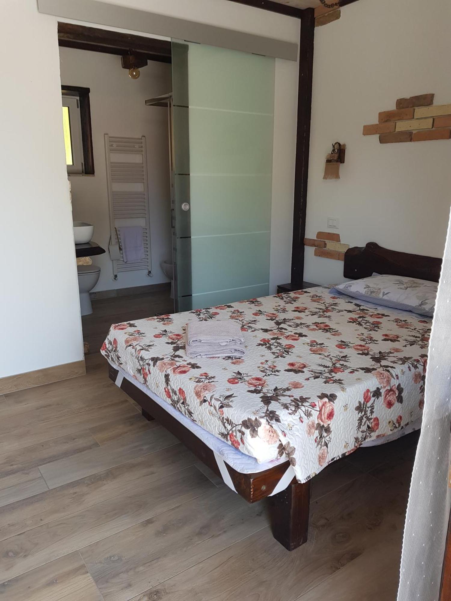 Bed And Breakfast Mon Amour Flagogna Екстериор снимка